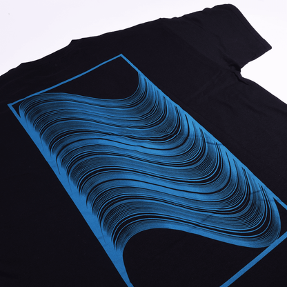 Waves Tee - Black image 4